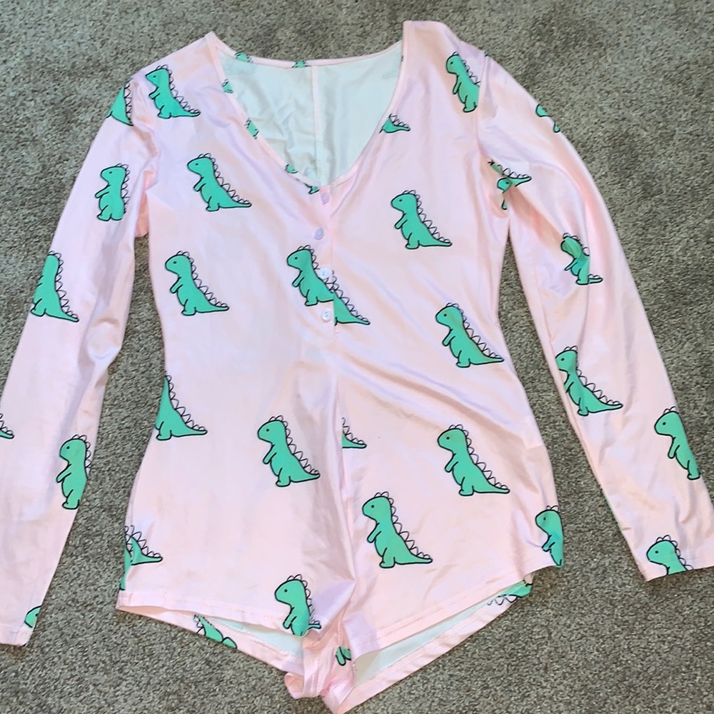 Cute/sexy one piece pajama size Medium 💕🦖
